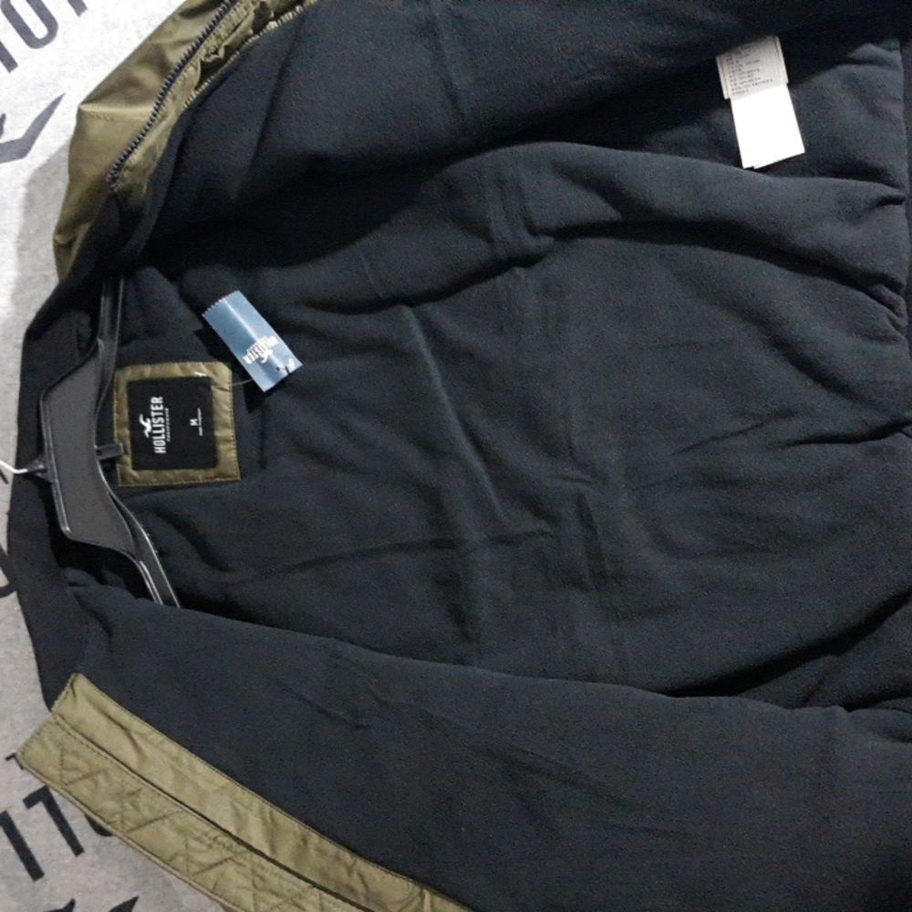 HOLLISTER Jacket - Picture 3 of 3